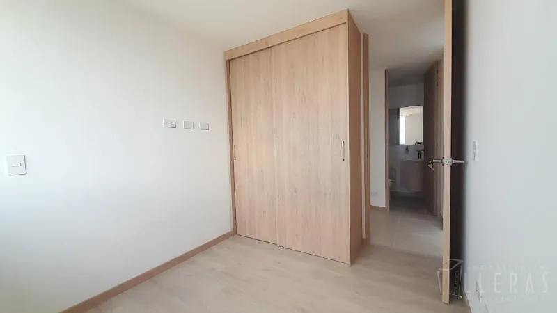 APARTAMENTO PARA ESTRENAR ESCOBERO - Miniatura 7