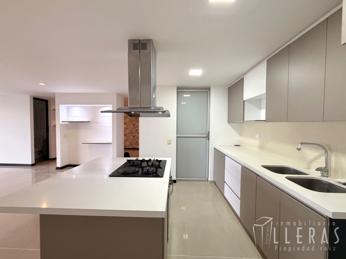 APARTAMENTO LOMA LAS BRUJAS EXCELENTE VISTA - Miniatura 3