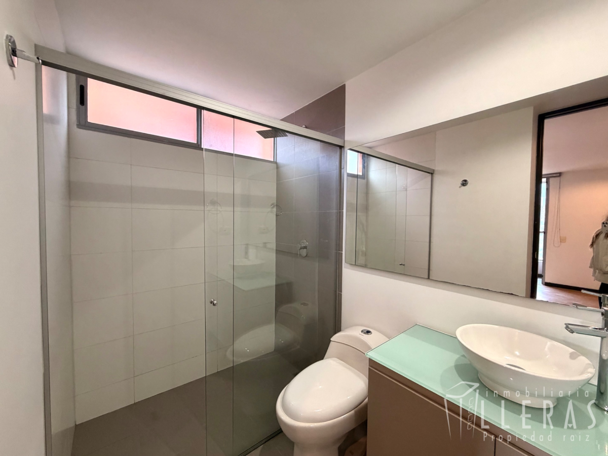 APARTAMENTO LOMA LAS BRUJAS EXCELENTE VISTA - Miniatura 15