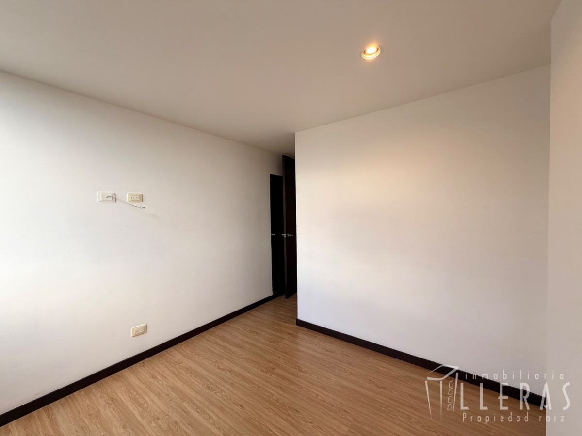 APARTAMENTO LOMA LAS BRUJAS EXCELENTE VISTA - Miniatura 12