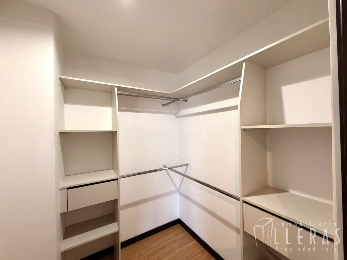 APARTAMENTO LOMA LAS BRUJAS EXCELENTE VISTA - Miniatura 11