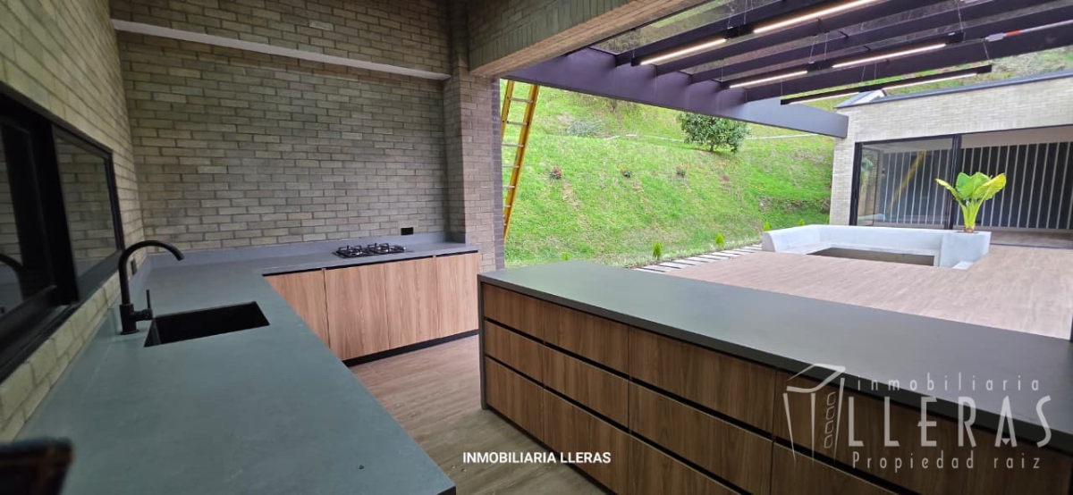 CASA CAMPESTE EN EL ORIENTE  - Miniatura 26