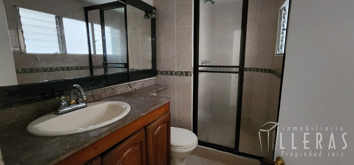 CASA EN VENTA SANTA LUCIA - Miniatura 4