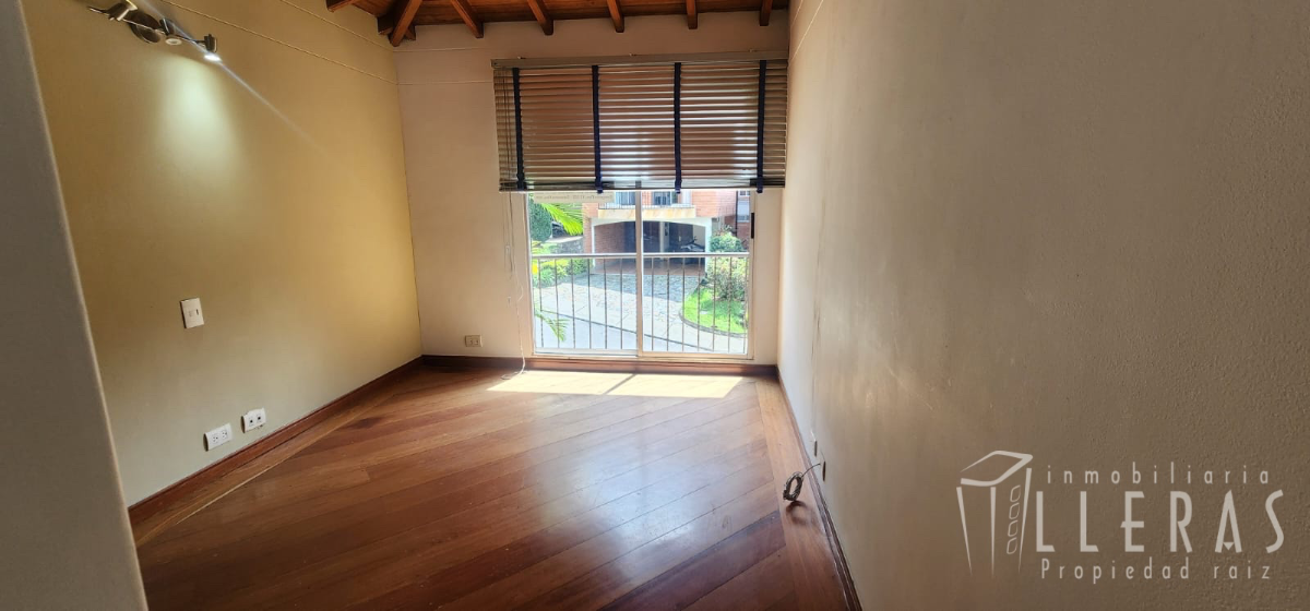 CASA EN VENTA POBLADO  - Miniatura 6
