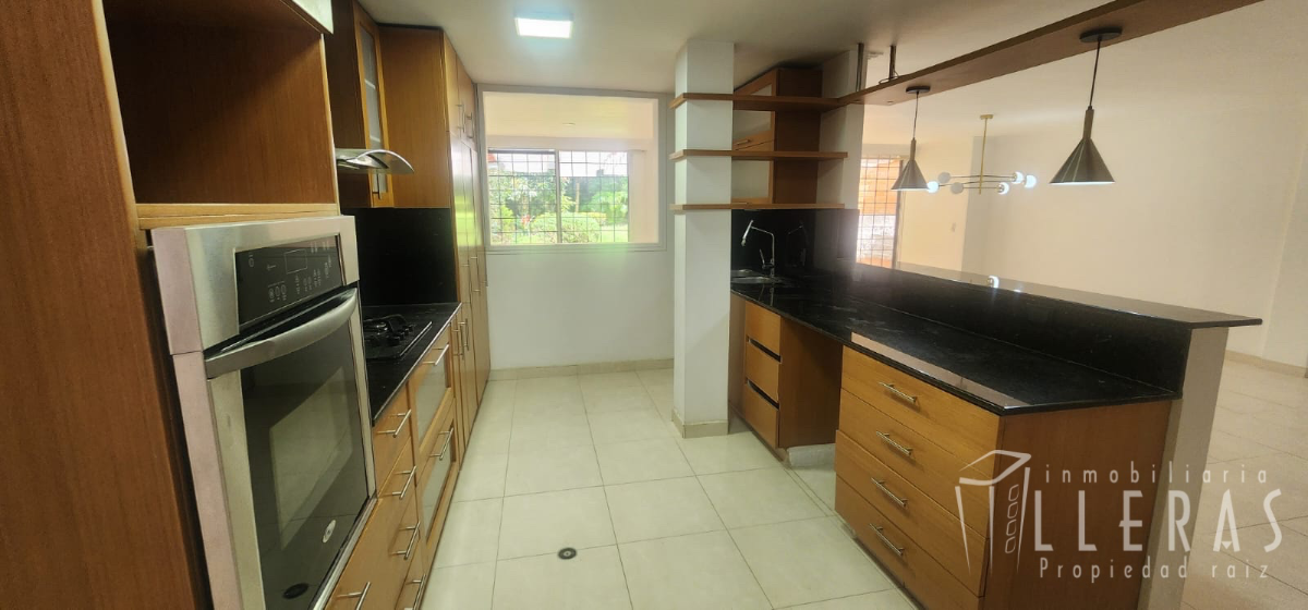 CASA EN VENTA POBLADO  - Miniatura 19