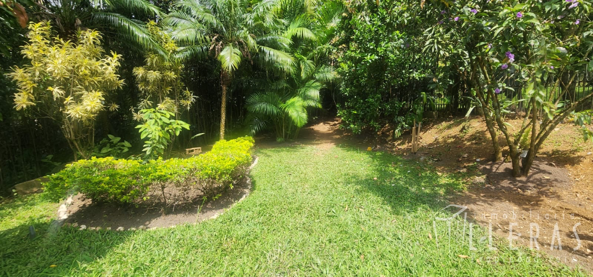 CASA EN VENTA POBLADO  - Miniatura 25