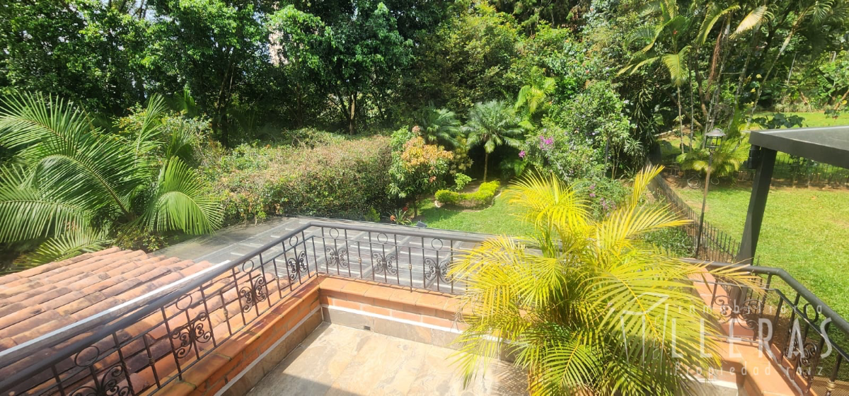 CASA EN VENTA POBLADO  - Miniatura 27