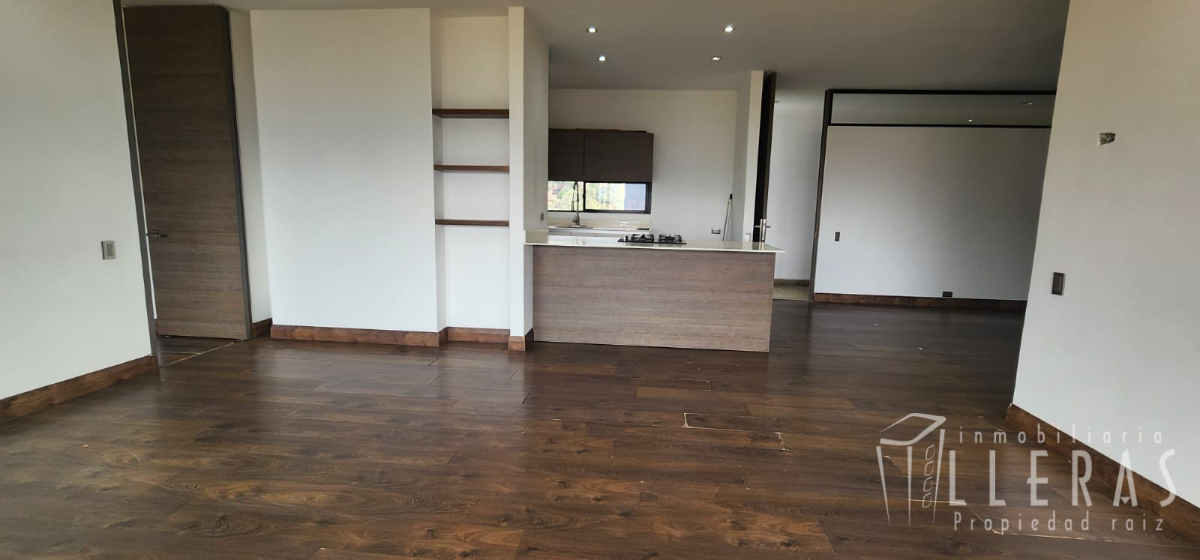 APARTAMENTO  POBLADO EXCELENTE UBICACIÓN  - Miniatura 5