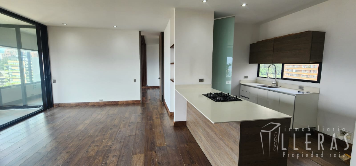 APARTAMENTO  POBLADO EXCELENTE UBICACIÓN  - Miniatura 7