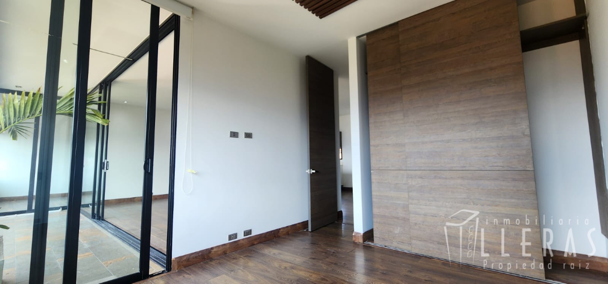 APARTAMENTO  POBLADO EXCELENTE UBICACIÓN  - Miniatura 15