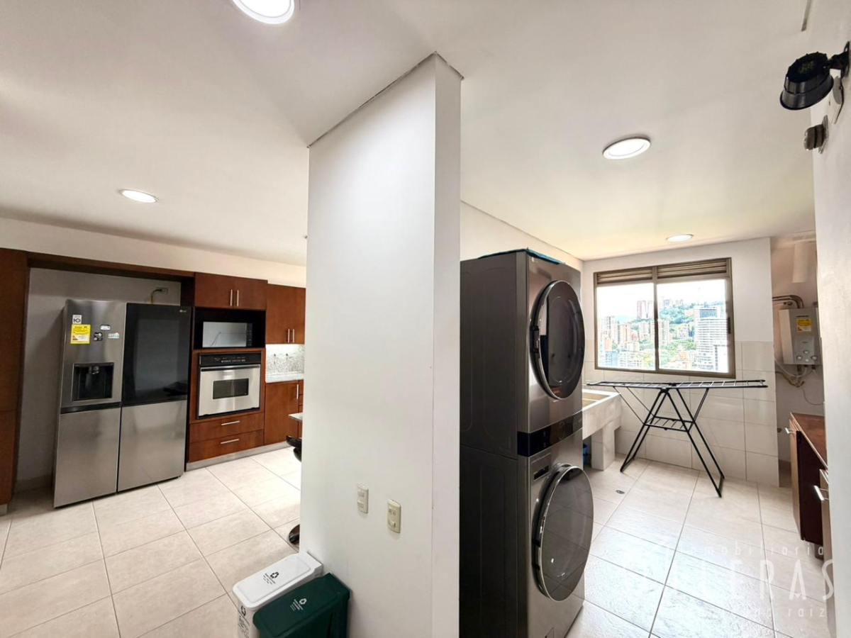 APARTAMENTO AMOBLADO POBLADO  - Miniatura 4