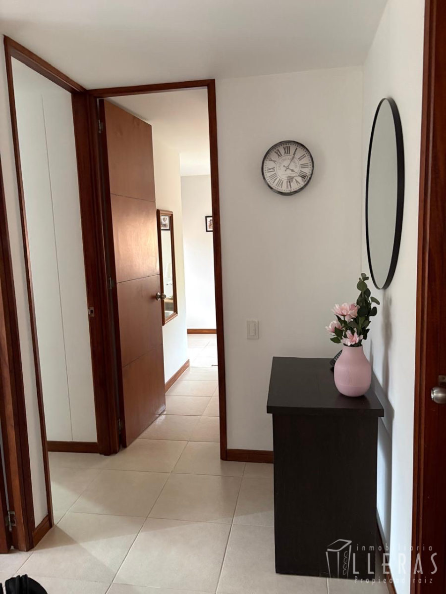 APARTAMENTO AMOBLADO POLBADO  - Miniatura 7