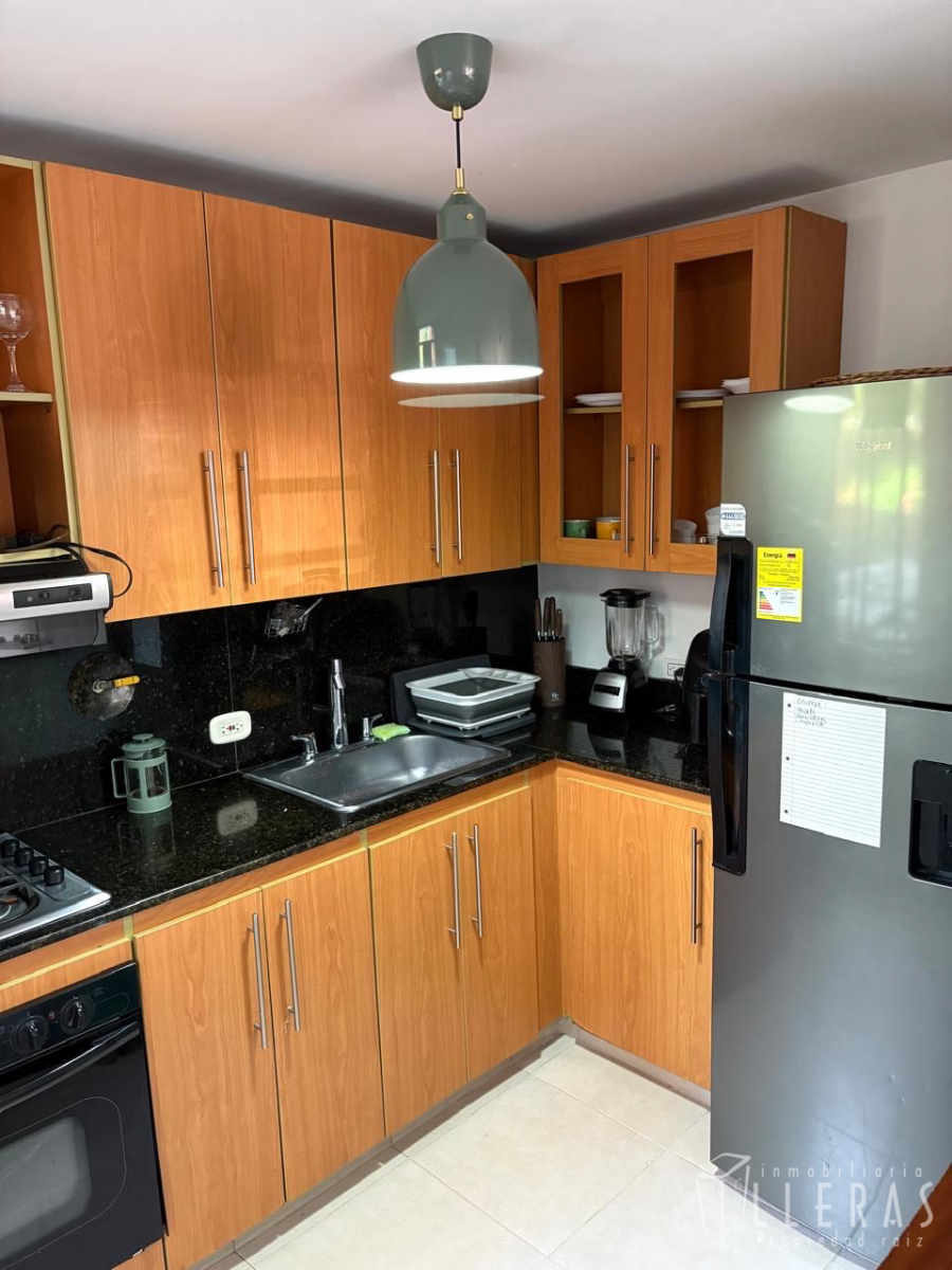 APARTAMENTO AMOBLADO POLBADO  - Miniatura 2