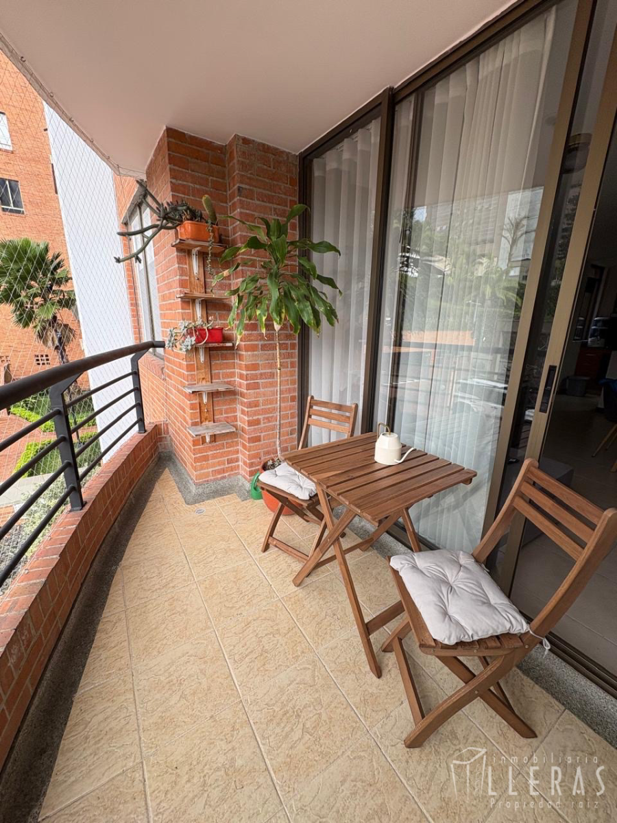 APARTAMENTO AMOBLADO POLBADO  - Miniatura 10