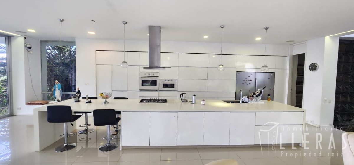 CASA EN LAS PALMAS CON HERMOSA VISTA  - Miniatura 5