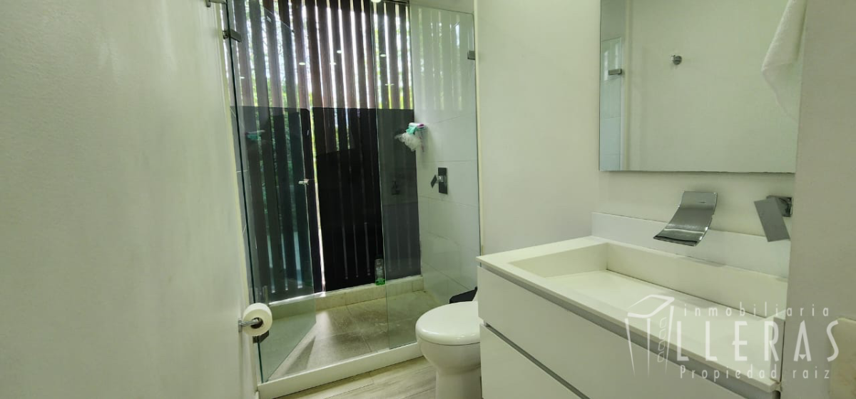 CASA EN LAS PALMAS CON HERMOSA VISTA  - Miniatura 15