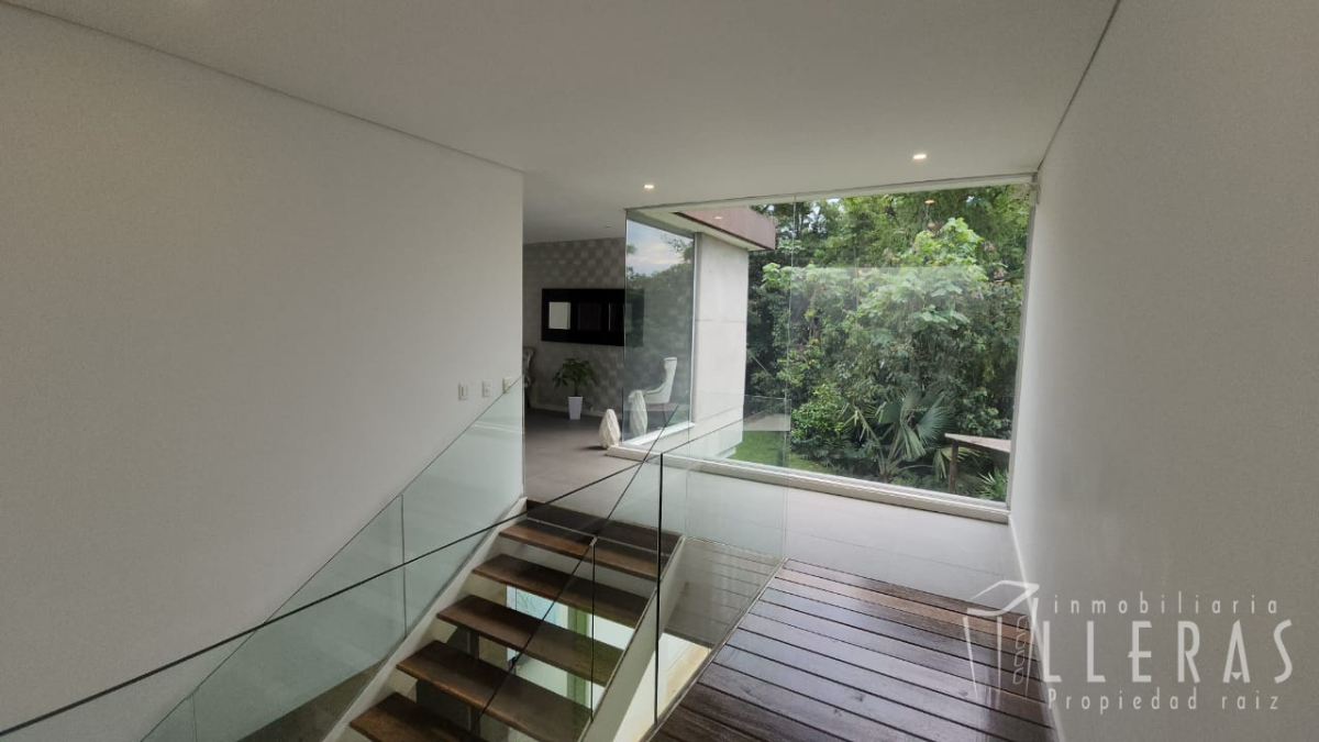 CASA EN LAS PALMAS CON HERMOSA VISTA  - Miniatura 17