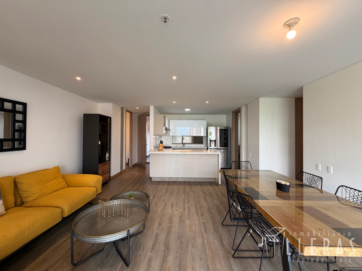 APARTAMENTO AMOBLADO VIA LINARES  - Miniatura 4