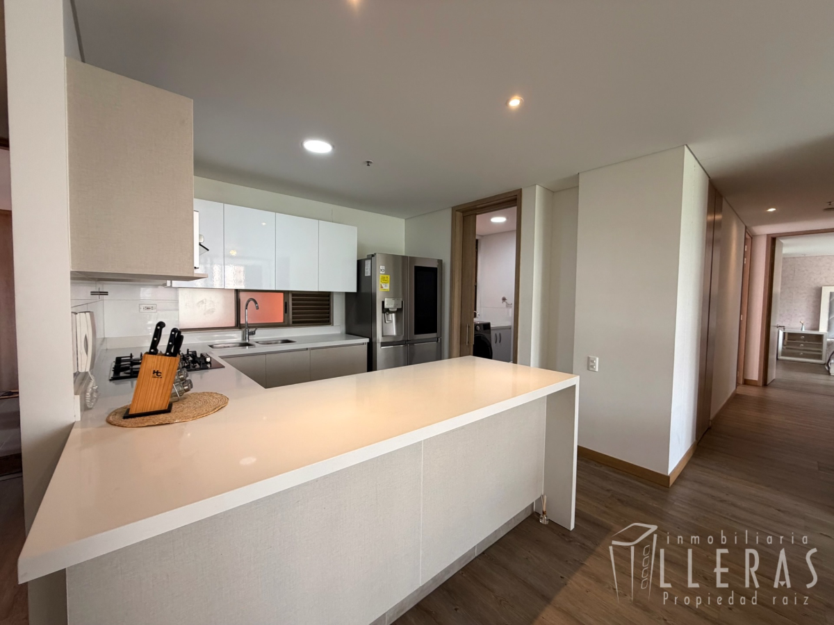 APARTAMENTO AMOBLADO VIA LINARES  - Miniatura 7