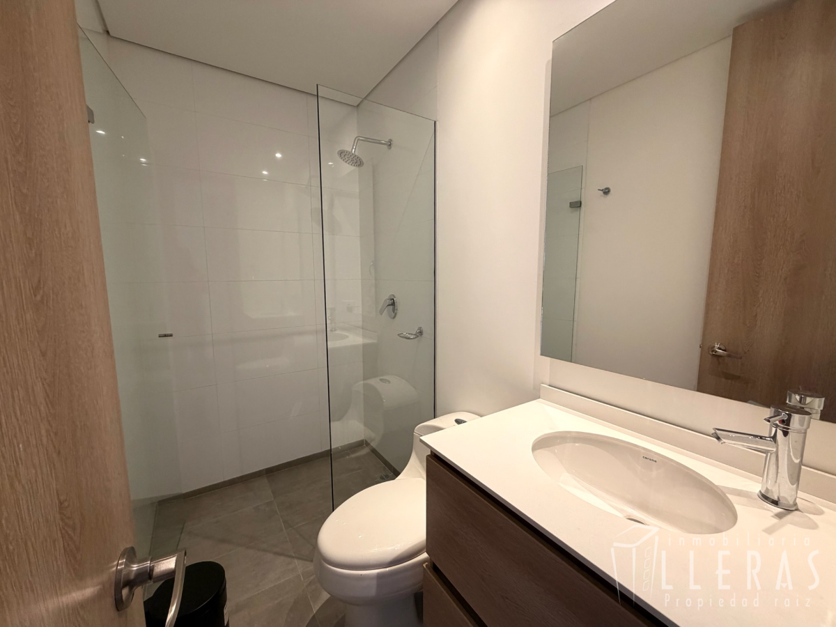 APARTAMENTO AMOBLADO VIA LINARES  - Miniatura 13