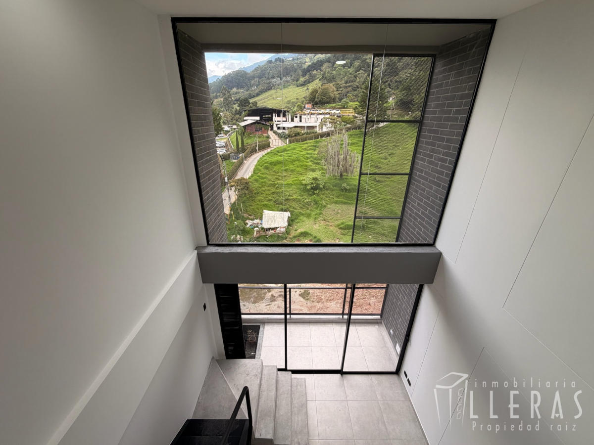 APARTAMENTO PARA ESTRENAR LOMA DEL ESCOBERO  - Miniatura 3