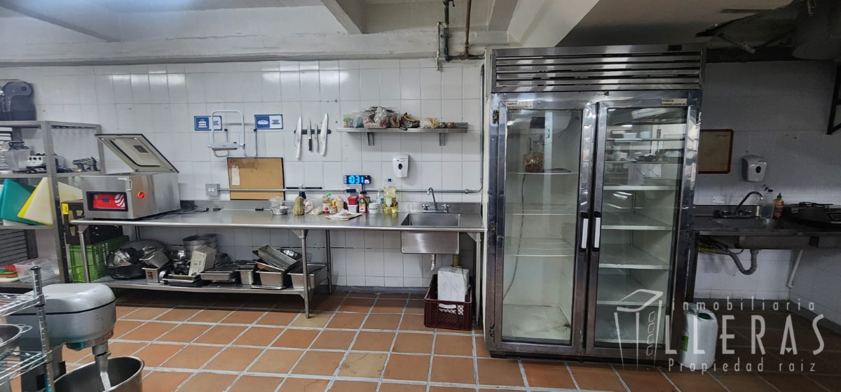 LOCAL TIPO  RESTAURANTE ZONA 2 - Miniatura 16