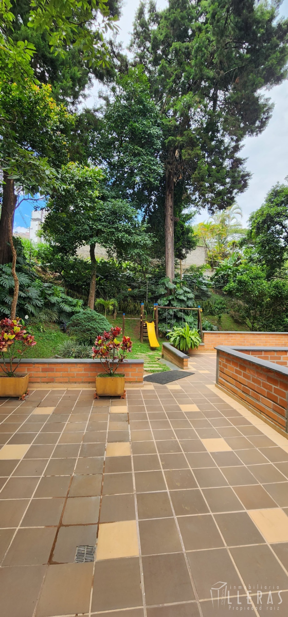 APARTAMENTO PARA LA VENTA  LOMA DE LOS BALSOS  - Miniatura 11