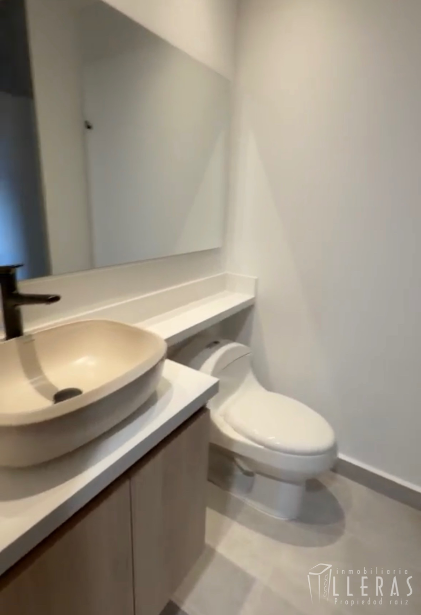 APARTAMENTO PARA LA VENTA POBLADO  - Miniatura 9