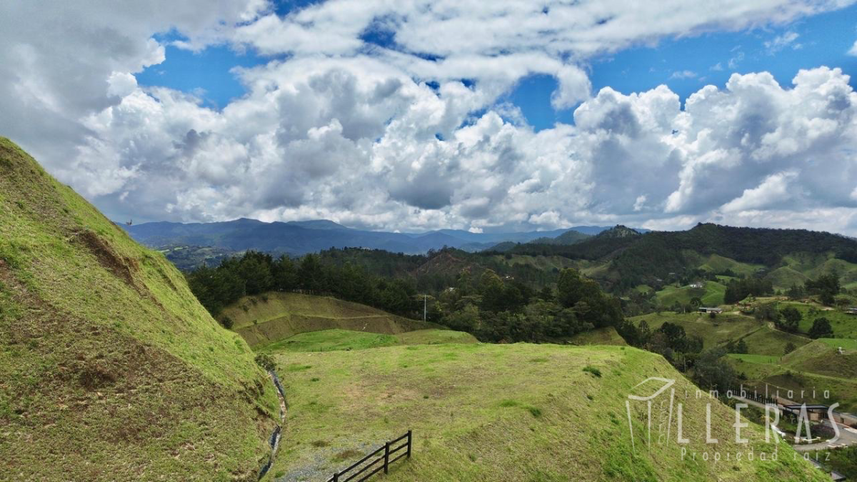 LOTE EN VENTA EL RETIRO - Miniatura 2
