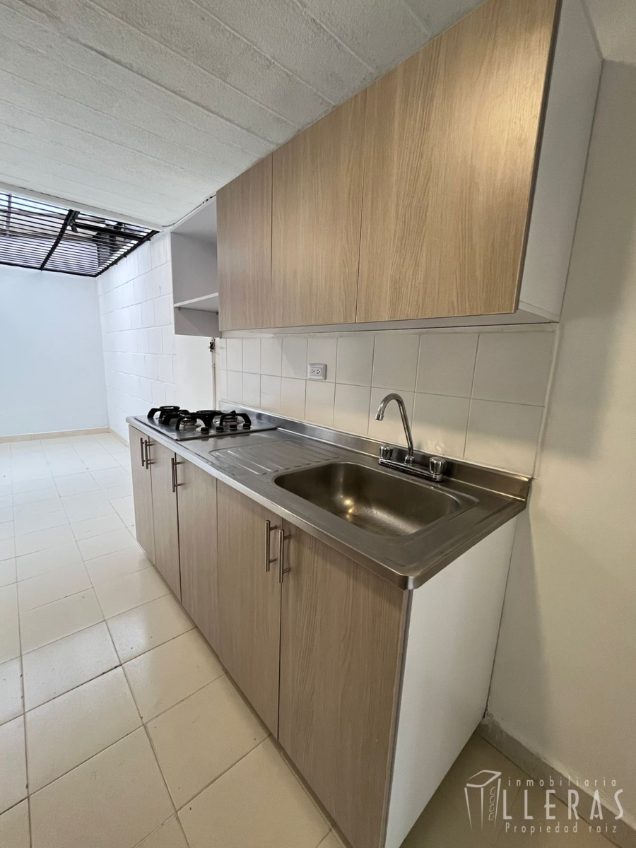 CASA EN UNIDAD CERRADA SABANETA  - Miniatura 4
