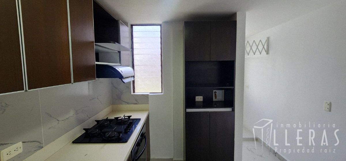 APARTAMENTO LOMA DEL ESCOBERO  - Miniatura 4