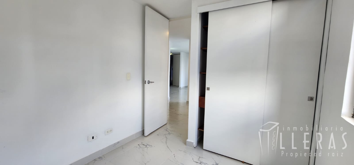 APARTAMENTO LOMA DEL ESCOBERO  - Miniatura 8