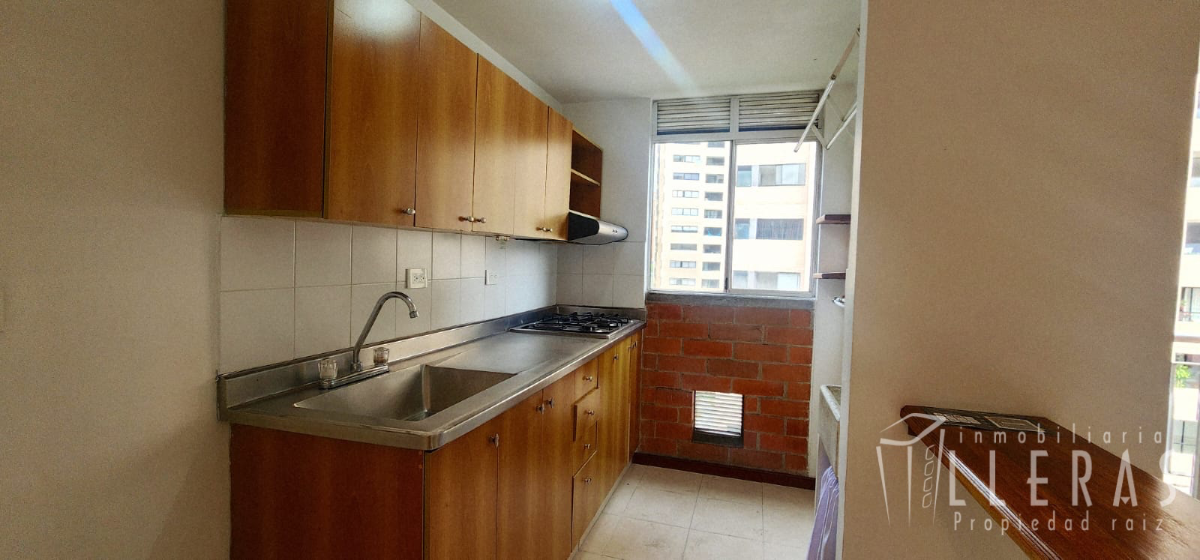 APARTAMENTO PARA LA VENTA POBLADO  - Miniatura 2