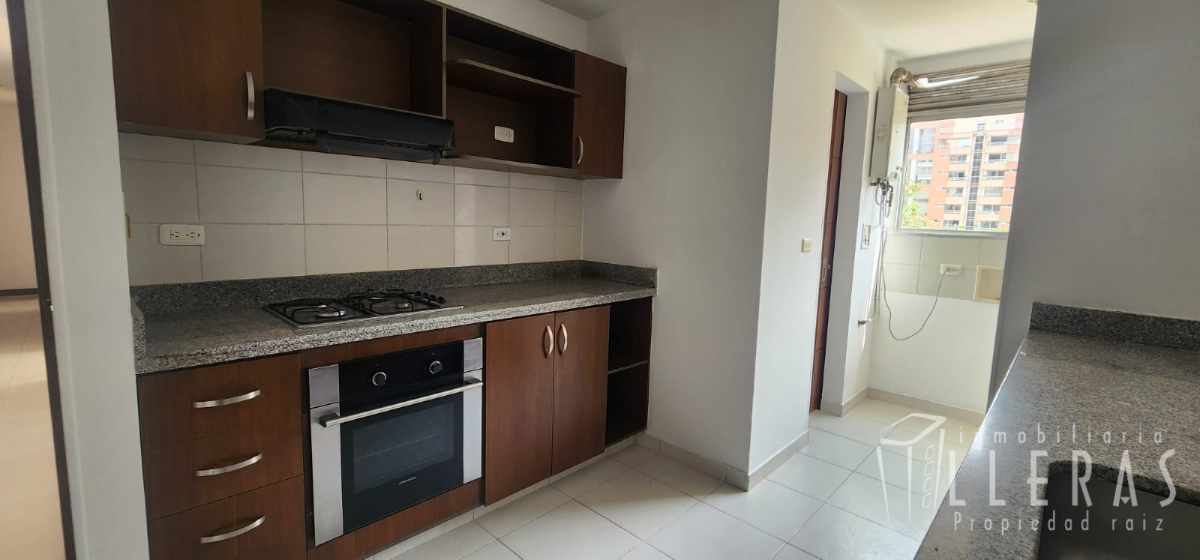 APARTAMENTO CONQUISTADORES - Miniatura 3
