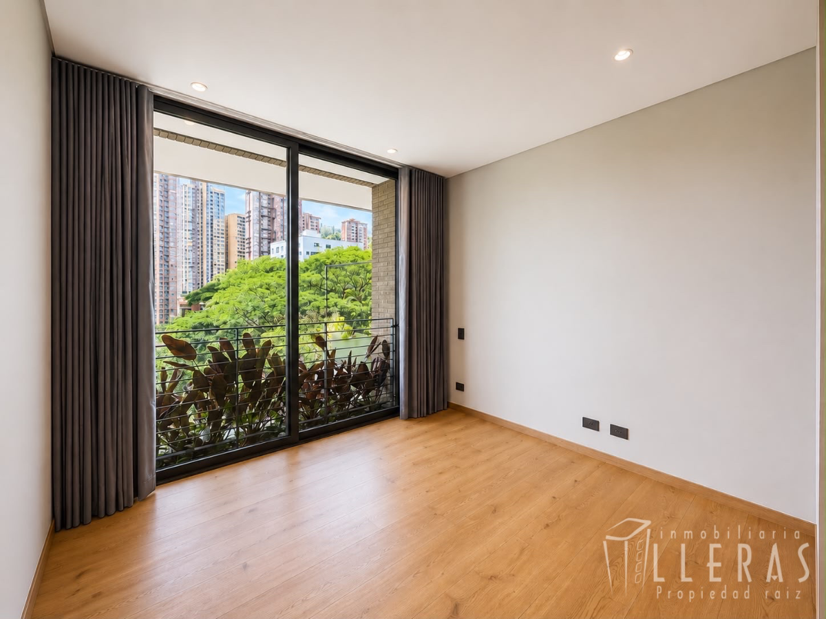 APARTAMENTO EN VENTA CASTROPOL  - Miniatura 3