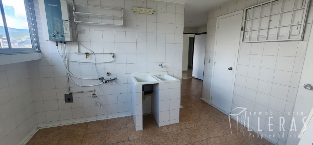 APARTAMENTO ARRIENDO CASTROPOL  - Miniatura 15