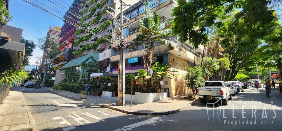 APARTAMENTO COMERCIAL  CERCA PARQUE LLERAS  - Miniatura 16