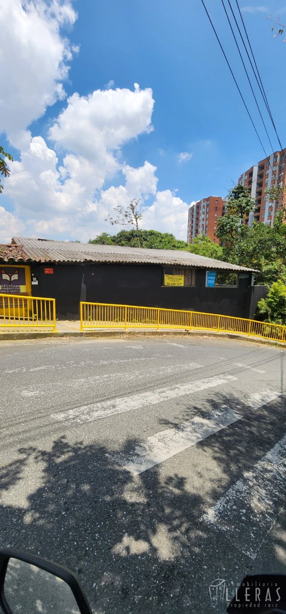 OFICINAS CAMPESTRES EN LA COLA DEL  ZORRO - Miniatura 7