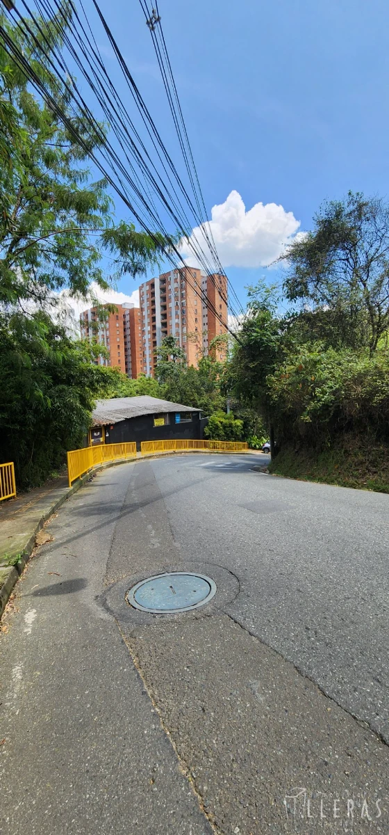 OFICINAS CAMPESTRS EN LA COLA DEL  ZORRO - Miniatura 5