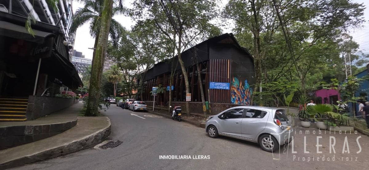 Local comercial en Poblado, Medellín — Venta