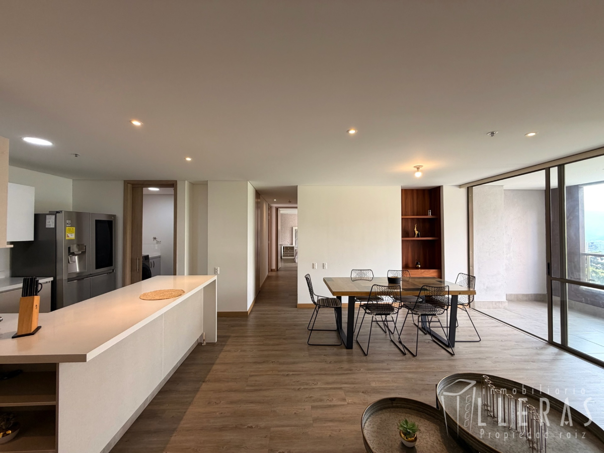 Apartamento en Poblado, Medellín — Arriendo