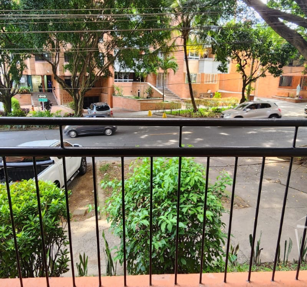 Apartamento en Santa Teresita Laureles, Medellín — foto 1