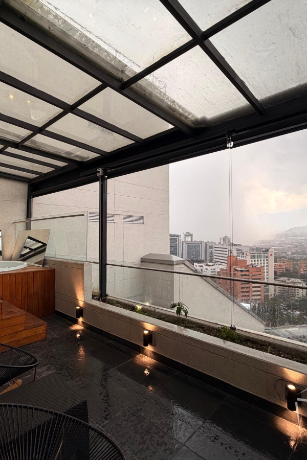Apartamento en Poblado, Medellín — foto 1
