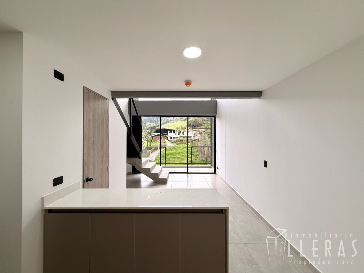 Apartamento en Loma del esmeraldal, Envigado — Arriendo