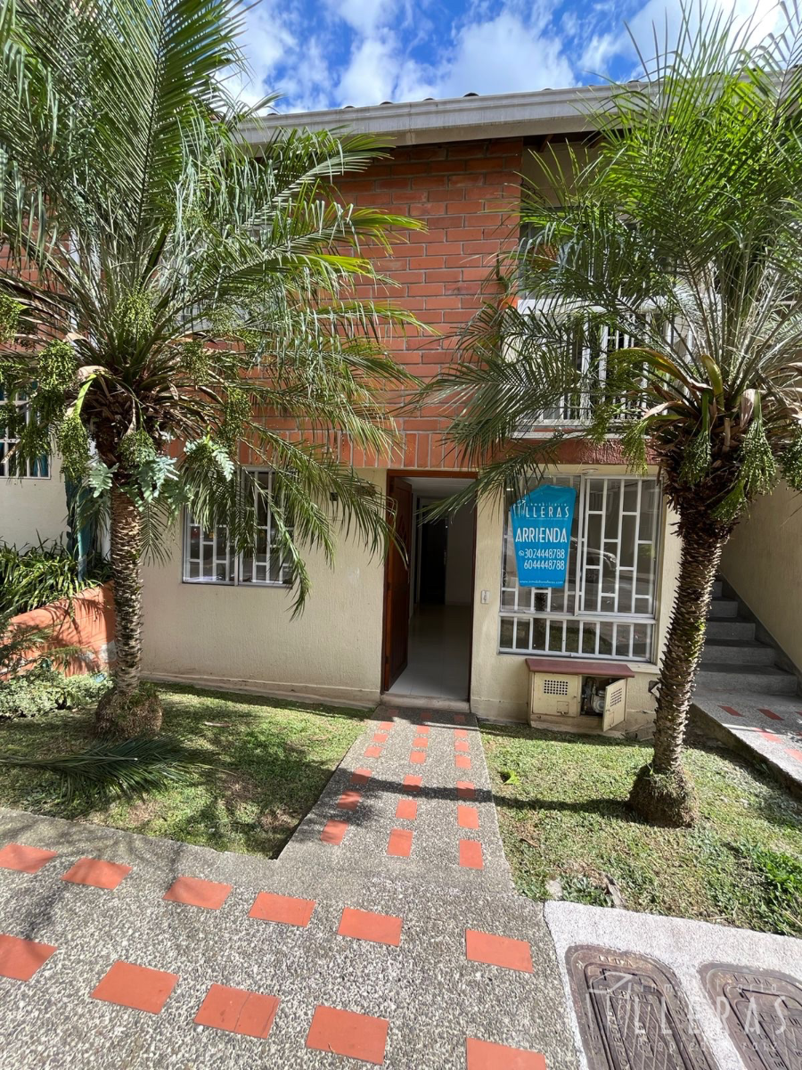 Casa en Sabaneta, Sabaneta — Arriendo