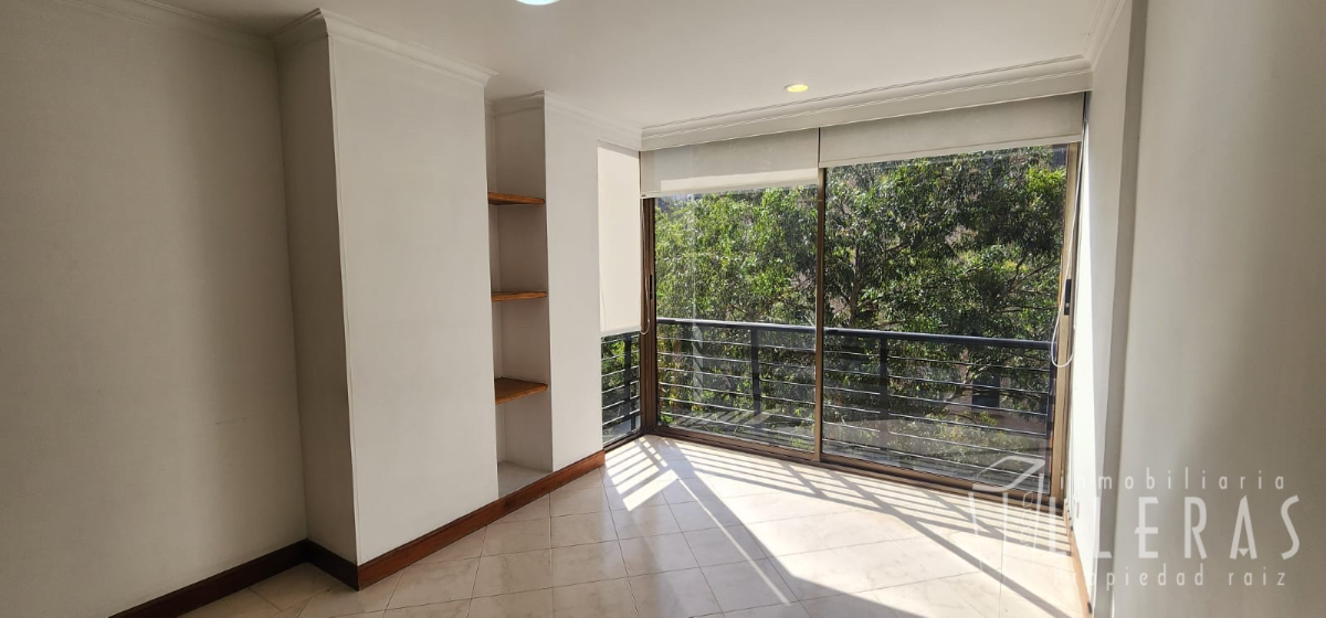 Apartamento en Poblado, Medellín — Arriendo