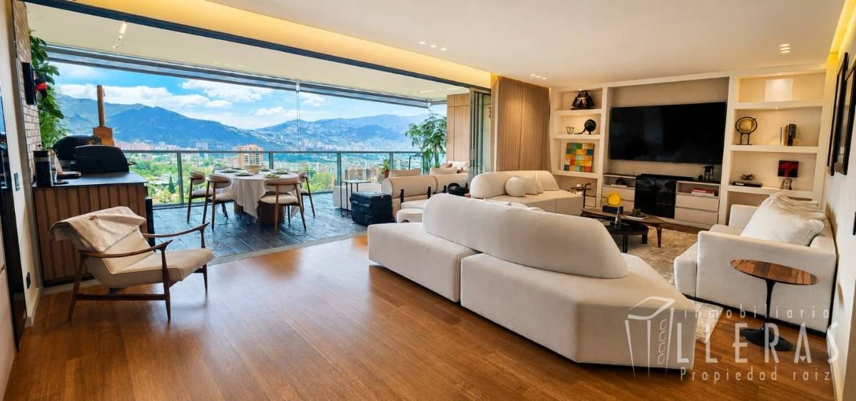Apartamento en Los Balsos, Medellín — Venta