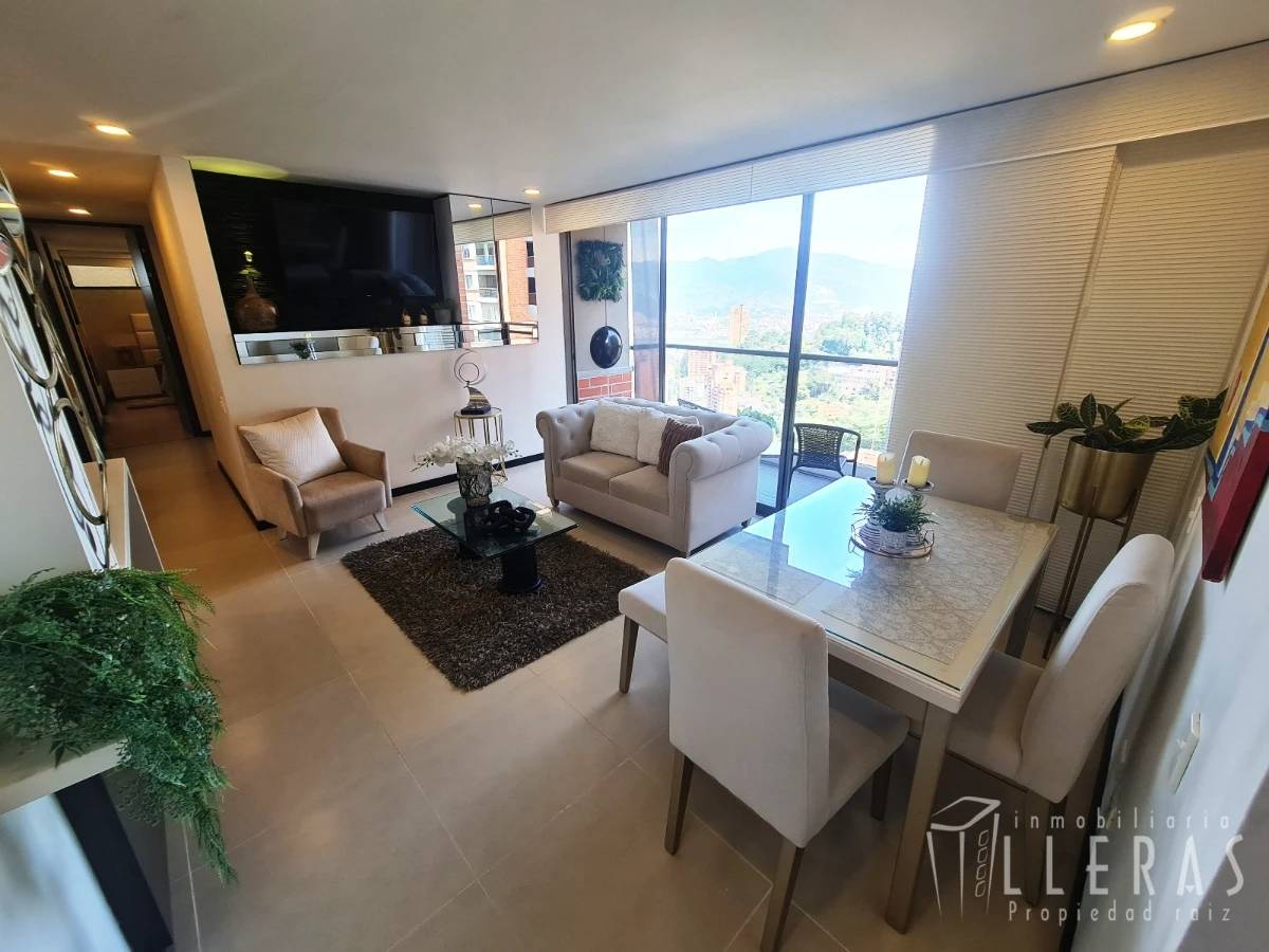 Apartamento en POBLADO, Medellín — Venta