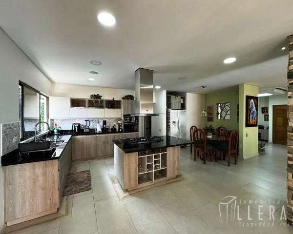Apartamento en EL CAMPESTRE, Medellín — foto 1