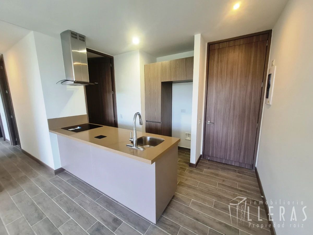 Apartamento en SAN LUCAS, Medellín — Arriendo